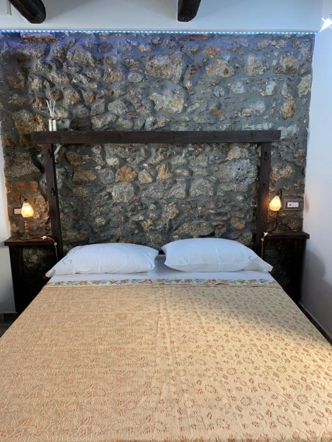 Conte'S House Lejlighed Cefalù Eksteriør billede